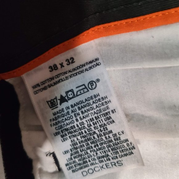 Men's Dockers D2 Pants - Picture 3 of 3